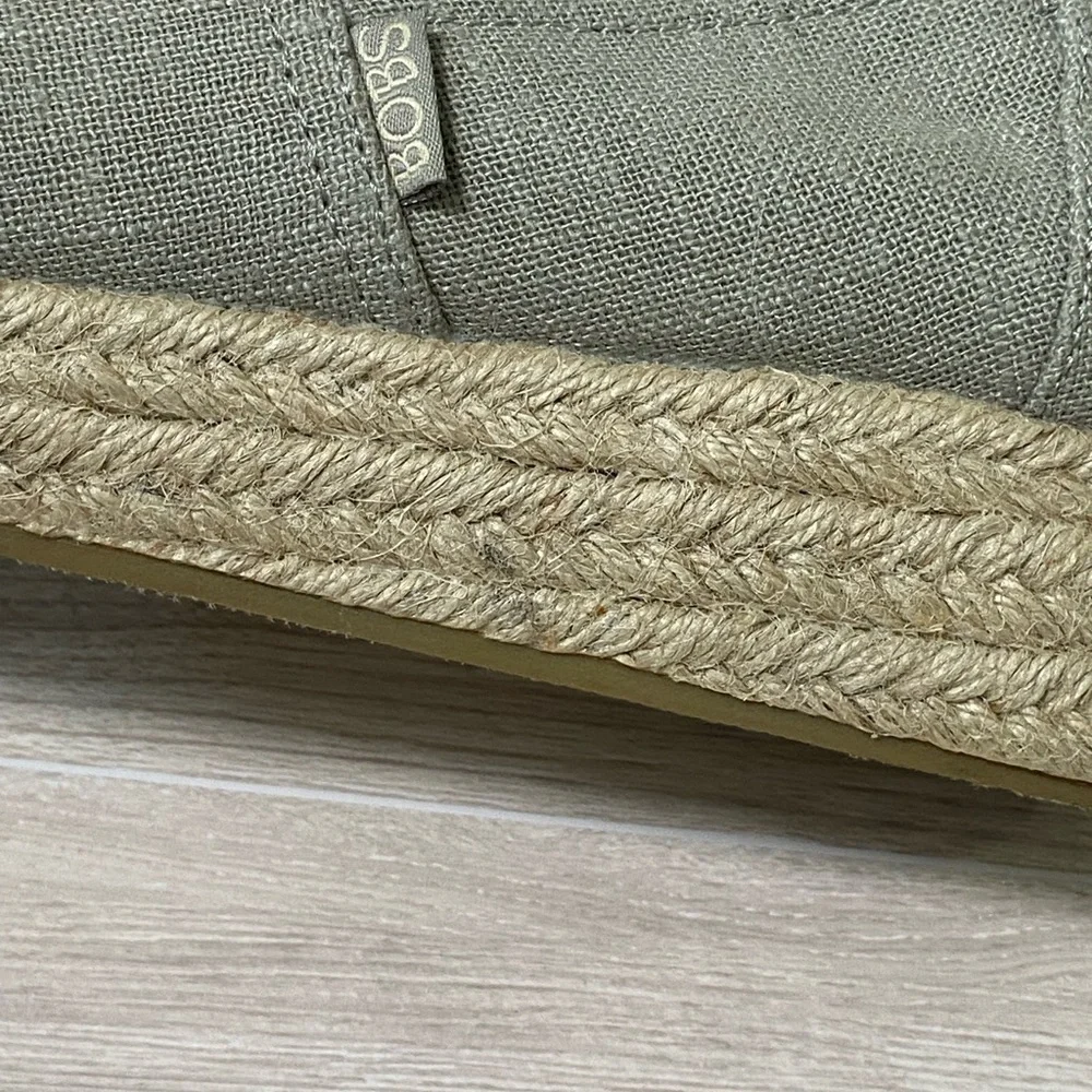 BOBS by Sketchers / Taupe Espadrille Wedge Slip On Shoes Size 8W